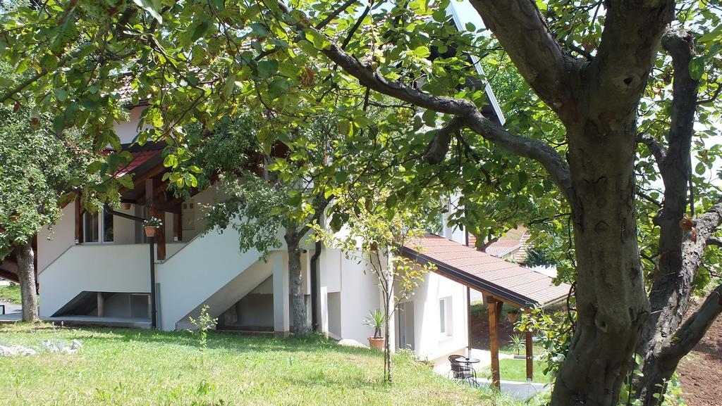 גרבובץ Guest House Ema מראה חיצוני תמונה