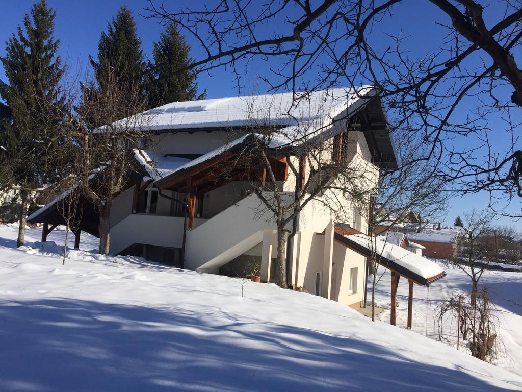 גרבובץ Guest House Ema מראה חיצוני תמונה