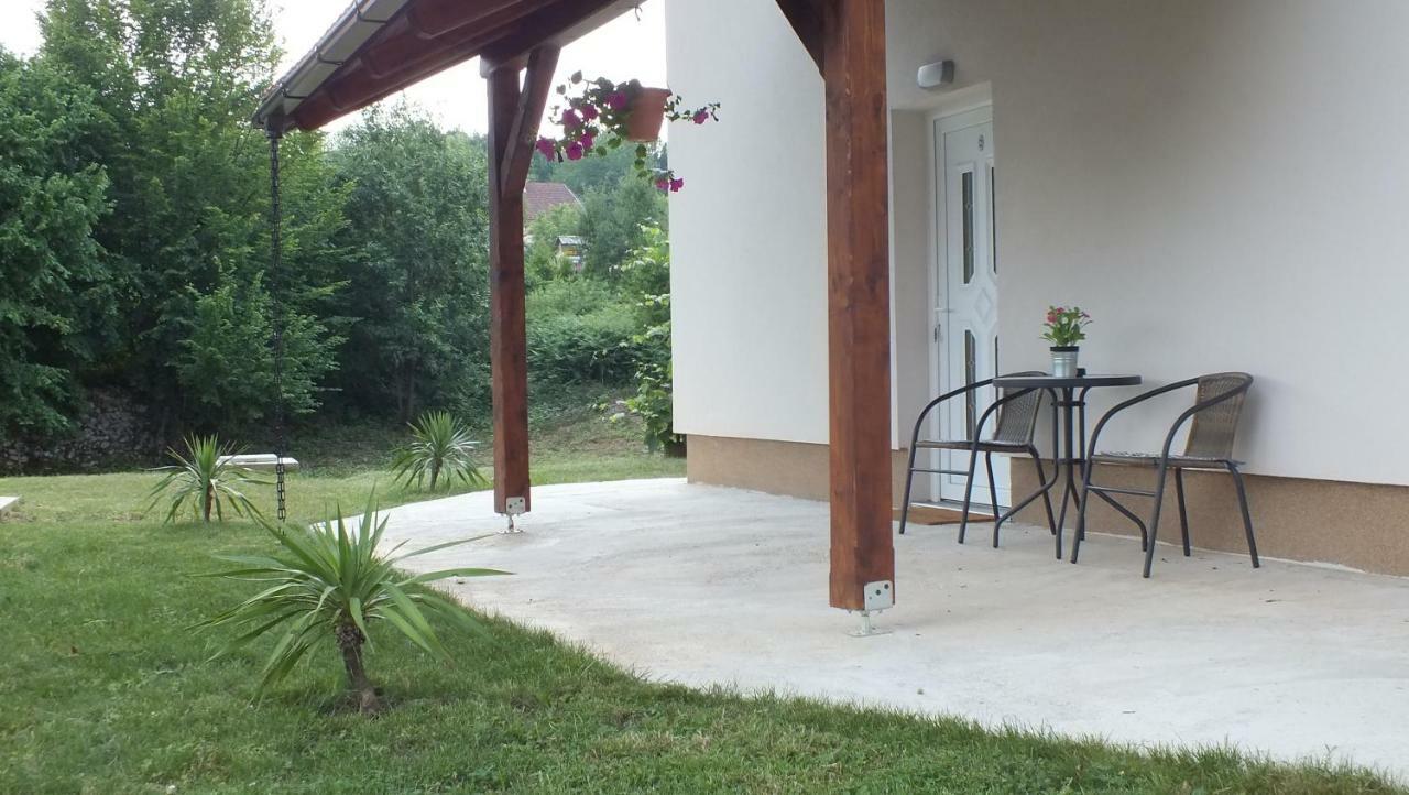 גרבובץ Guest House Ema מראה חיצוני תמונה